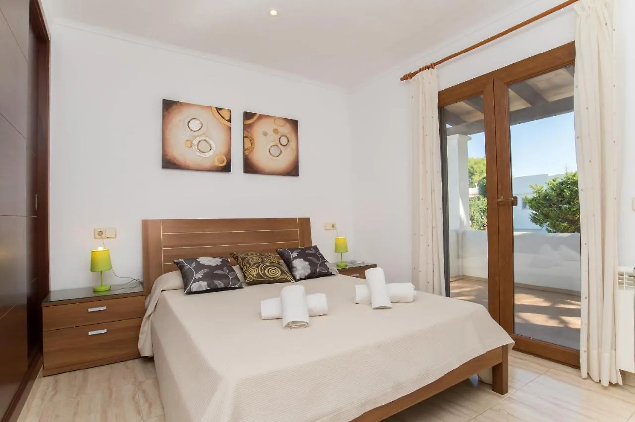 Villa Delfin Cala D´Or 0*,
